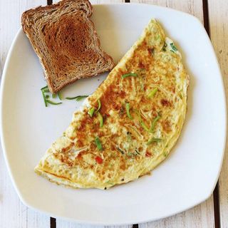 Omelette con tostada