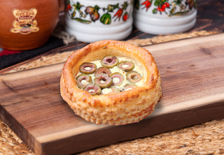 Pogacica sa sirom i maslinama