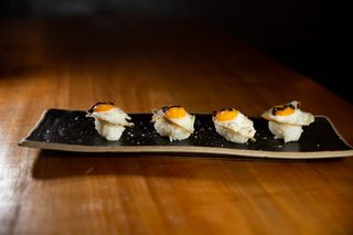 Nigiri De Huevo De Codorniz Y Trufa (2 Uds.)