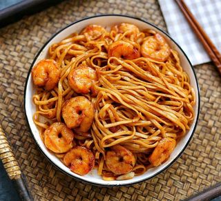 Spaghetti con gamberi 虾仁面