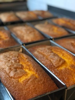 Bizcocho De Yogur Y Ralladura De Limón