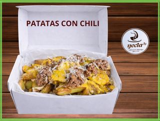 Patatas Con Vegan Chili
