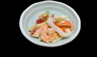 Insalata di mare allo yuzu