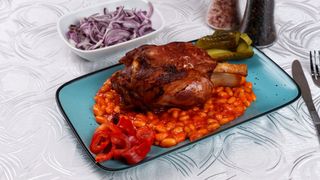 Ciolan cu iahnie de fasole