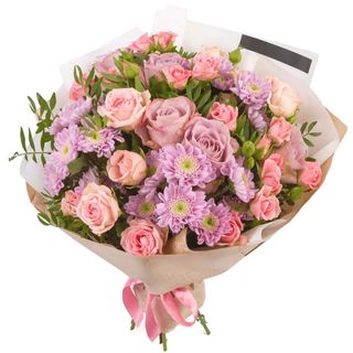 Buchet cu flori in nuante de roz