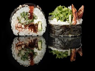 Futo z węgorzem (6 szt.) (260g)