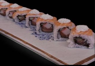 Salmão Com Abacate e Queijo