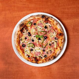 Пица Капричоза