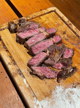 Entrecot Con Rúcula Y Parmesano