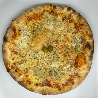 Pizza Quattro Formaggi velika 31 cm
