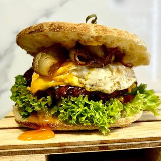 Meniu Urban Supreme Burger 500 gr