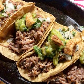 Tacos de carnitas (4 uds.)