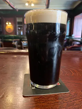 Corvin Stout (1l)/корвін Стаут  (1л)