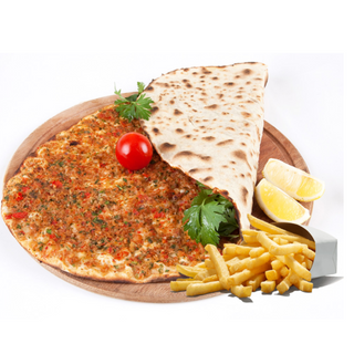 LAHAMACUN CON PATATAS DENTRO 