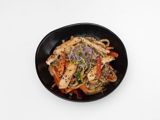 Makaron Udon z kurczakiem 300g