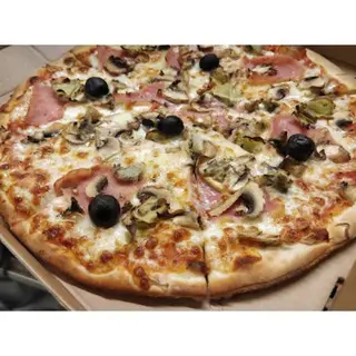 Pizza de la casa (33 cm.)