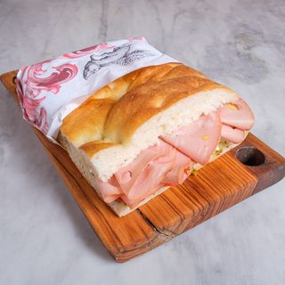 1- L'amore passa la fame resta