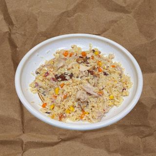 35. Arroz Frito Con Pollo