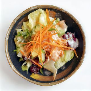 8. Ensalada De Salmón