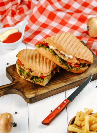 Quattro Max sendvič