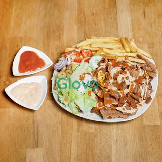 Doner Kebab na talerzu duży
