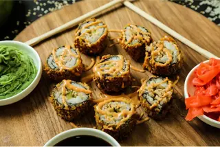 Uramaki De Langostino Roll En Tempura (8 Pzs.)