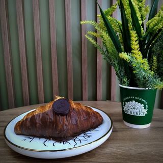 Круассан от S.O.V.A (шоколадный)