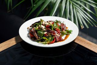 Салат з ростбіфом