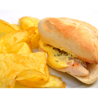 Montadito De Pollo Con Mojo Picón 