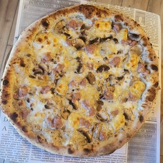 Пица Тартуфита семейна (50см)