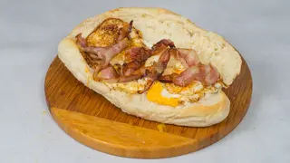 Tri jaja u lepinji