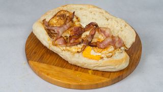 Tri jaja u lepinji