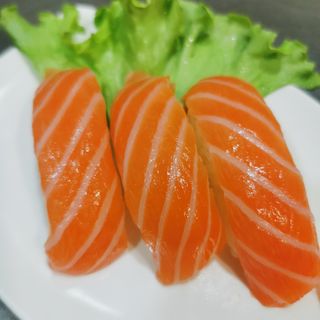 1. Salmone