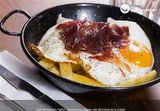 Huevos Rotos Con Jamón Ibérico