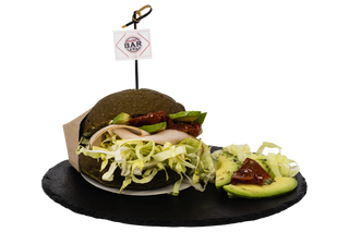 Bun curcuma con avo e pomo rustico