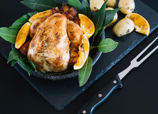 Pollito picantón trinchado