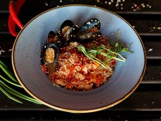 Фунчоза з морепродуктами (350г)