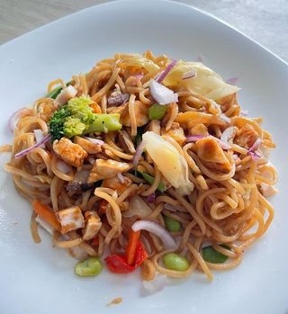 7. Yakisoba De Verdura