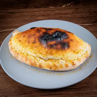 Akcija - 2x Pileća Calzone + 2x Cola-Cola 330 ml