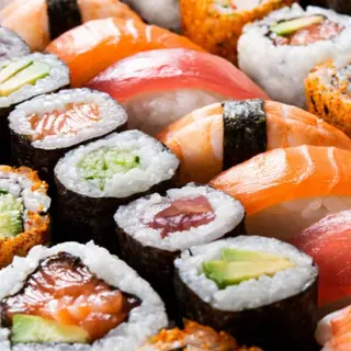 SALMON & TUNA ROLLS -24PCS 