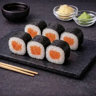 Макі рол з лососем (6шт./120г)
