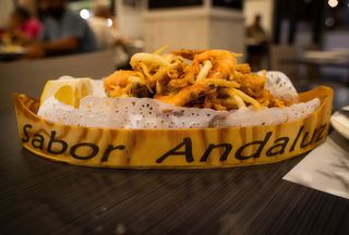 Nuestra Famosa Barca De Pescaito