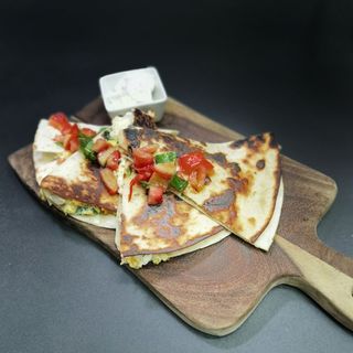 Breakfast quesadilla (DO 12h)