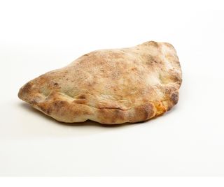 Calzone al forno ricotta e provola