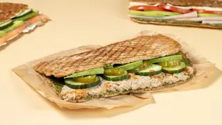 Spicy Tuna - 479 Kcal