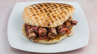 Rolovana pileća džigerica u lepinji