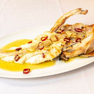 Rape de tripa negra a las brasas