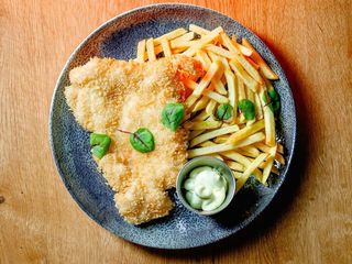 Шніцель з курки по-віденськи (  150/150/50g)