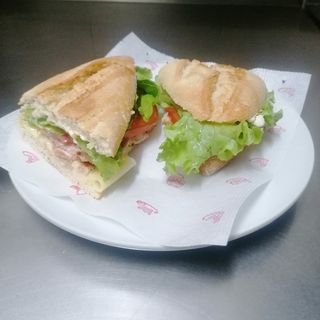 Bocadillo Ternera