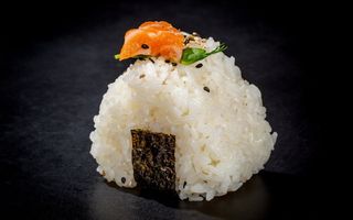 257 Onigiri sake